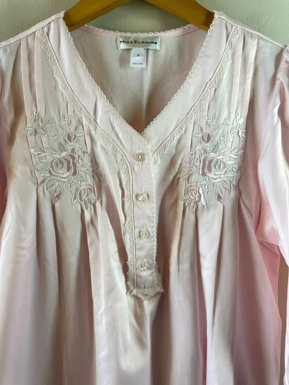 NEW Miss Elaine Pink Brushed Back Satin Nightgown Floral Embroidered Lace Trim S